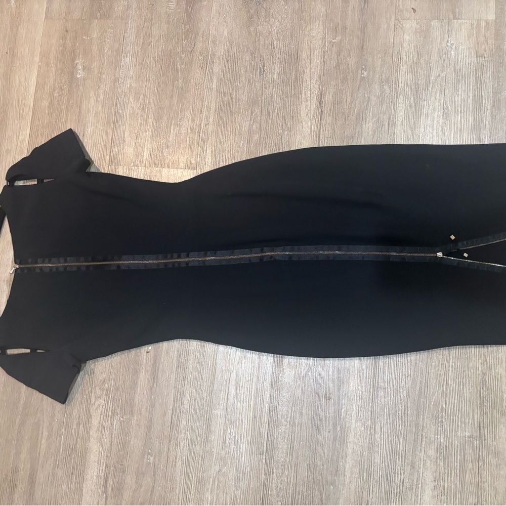 Victoria Beckham Sophisticated Black Dress